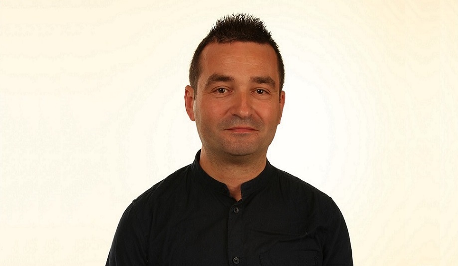 Headshot of a lecturer