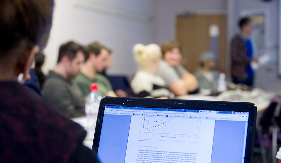 Student in economics