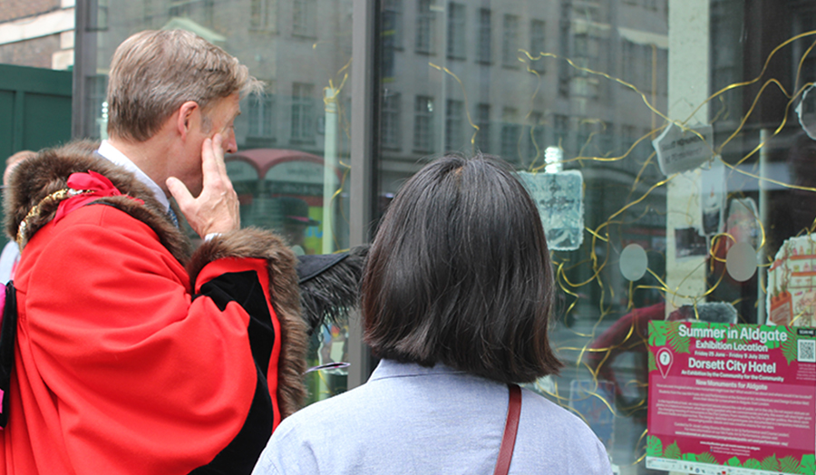 Lord Mayor looking at Summer in Aldgate exhibition