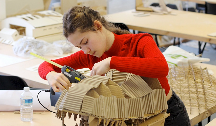 National Saturday Club member