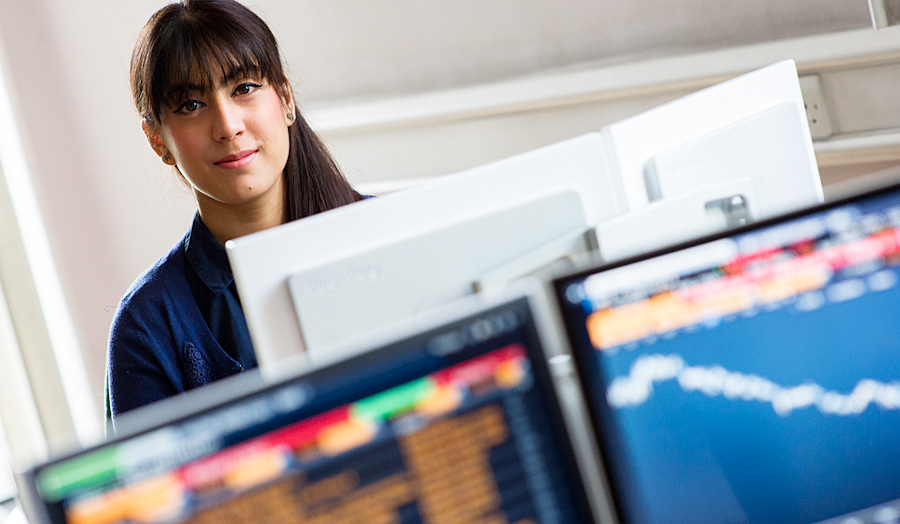 Female postgraduate student in the bloomberg room